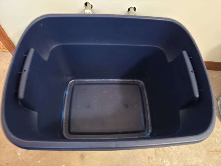 STORAGE TOTES (x3)