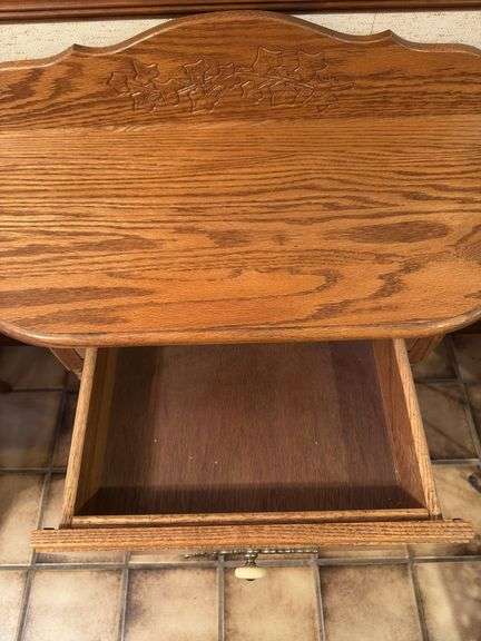 SOLID OAK HALL TABLE 15” x 31”