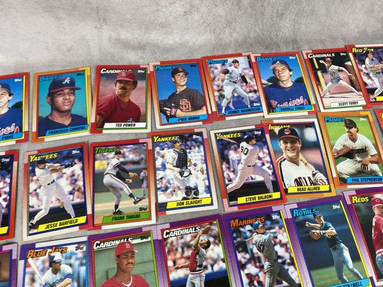 Topps Baseball Cards