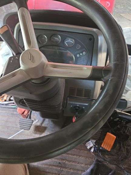 McCormick XTX 215 cab tractor