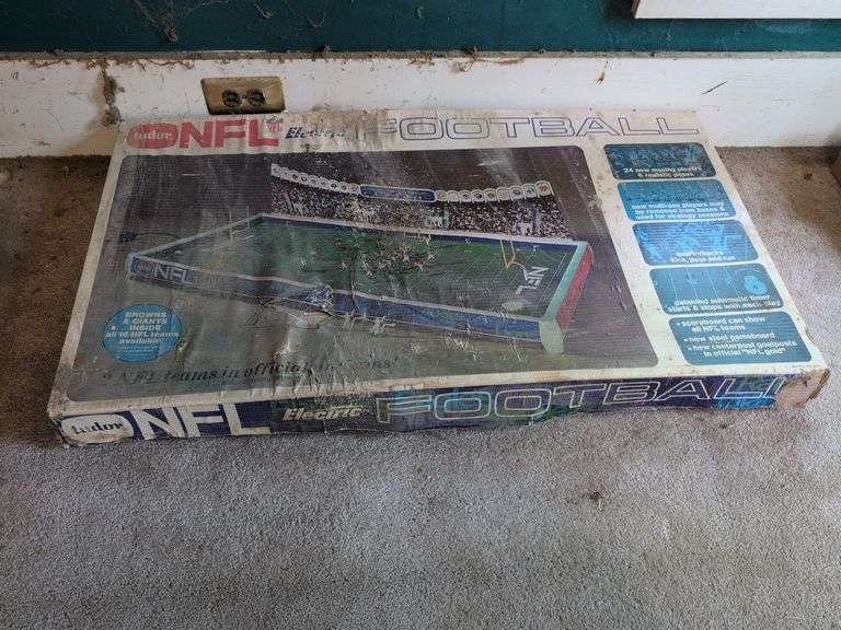 Tudon NFL electric football board game