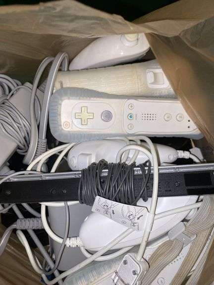 Nintendo Wii Games and Accessories