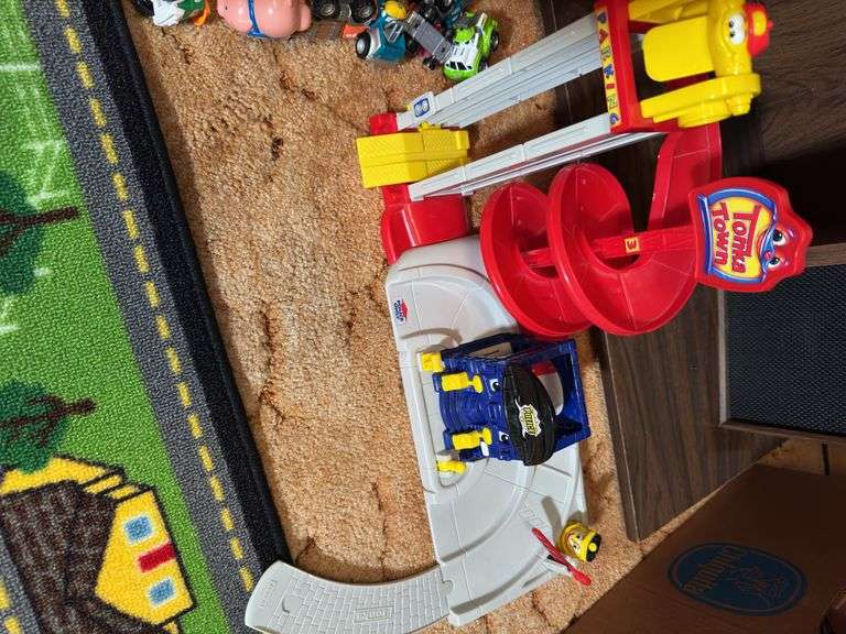 TOY CARS AND ROAD CARPET
