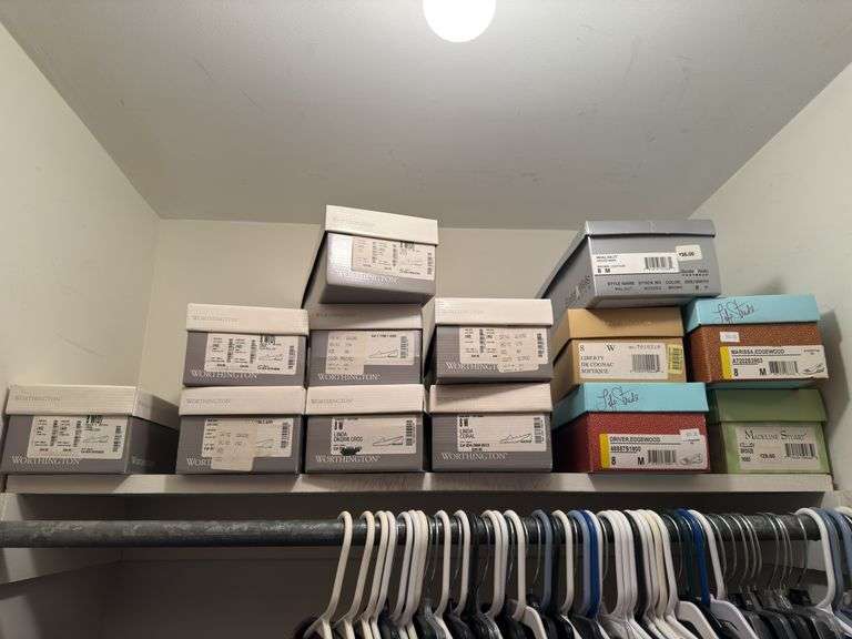 CONTENTS OF SHELF: SHOES NEW IN BOXES