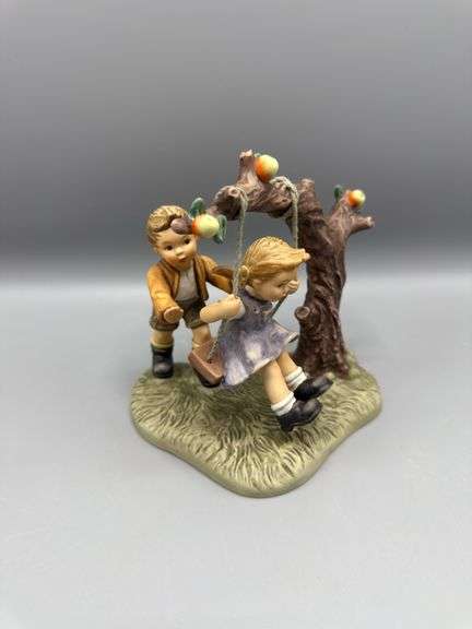 GOEBEL CHILDREN VARIETY SET (SET OF 4)