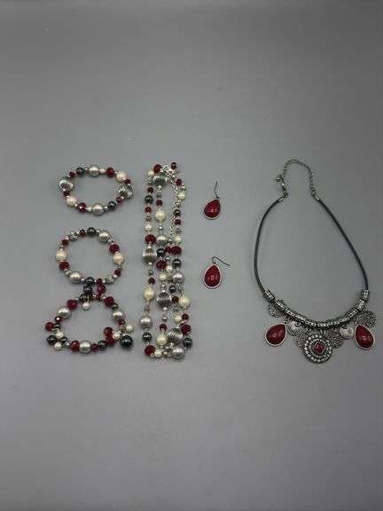 PREMIER DESIGNS NECKLACES, BRACELETS, AND EARRINGS