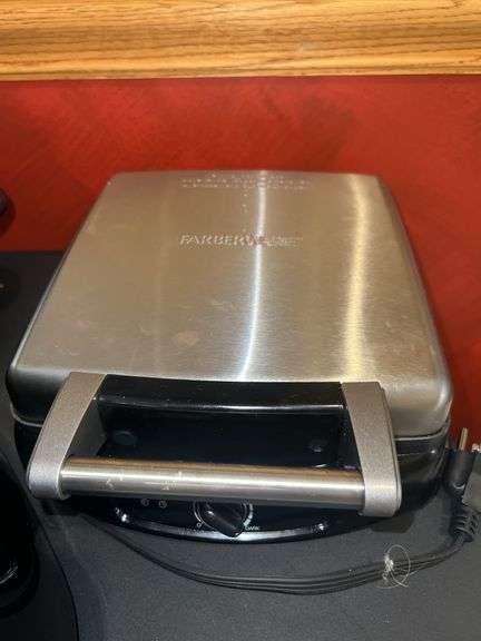 Black and Decker 4 Piece Toaster, Farberware Waffle Press