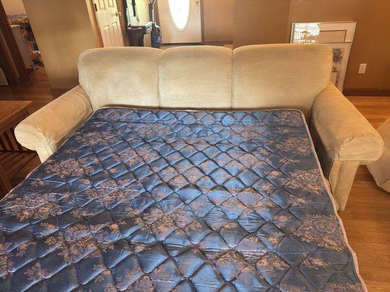 La-Z-Boy Sleeper Sofa