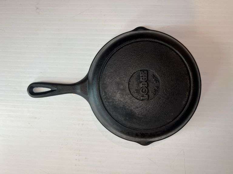 Lodge 8” Cast Iron Pan