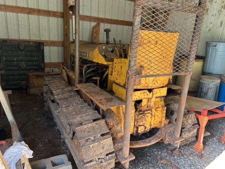 JD 1010 Dozer