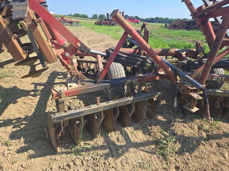 White 271 23' disk harrow