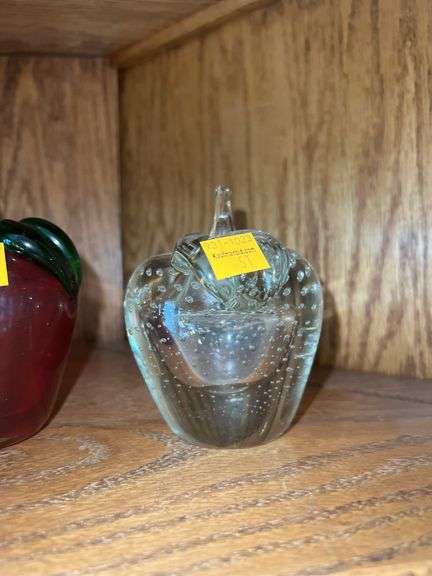 (5) Apples (3 Glass, 1 Ceramic, 1 Wood)