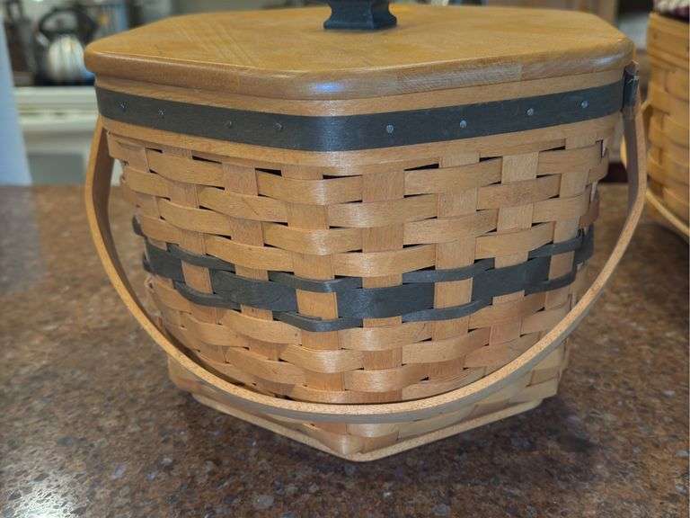Longaberger Christmas Collection 1997 Edition Snowflake Basket