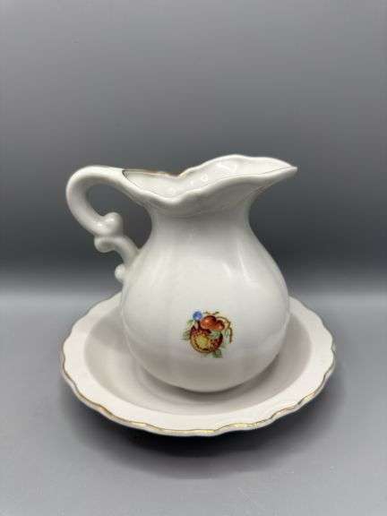 VARIETY OF PITCHERS, VASES, AND SUGAR BOWL