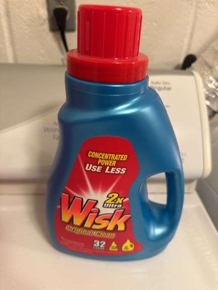 LAUNDRY DETERGENT (x3) NEW/FULL