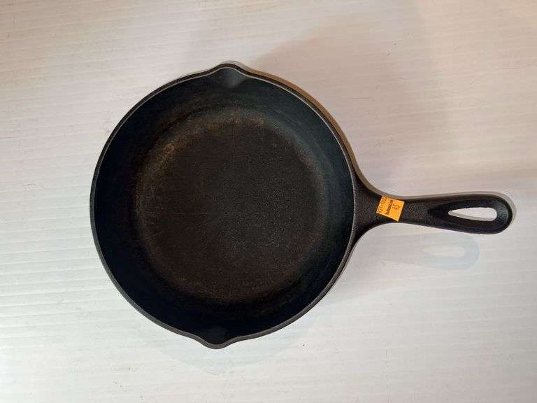 Lodge 8” Cast Iron Pan