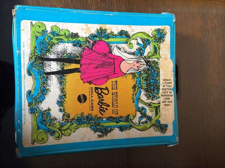 VINTAGE “THE WORLD OF BARBIE” DOLL CASE AND FASHION DOLL CASE WITH DOLLS AND CLOTHES