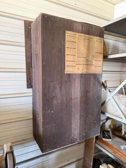 Uncataloged Items- Onsite Bidding Only For This Lot Items! click lot to view photos