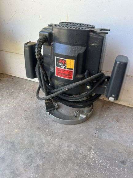 Skil Plunge Router 1835