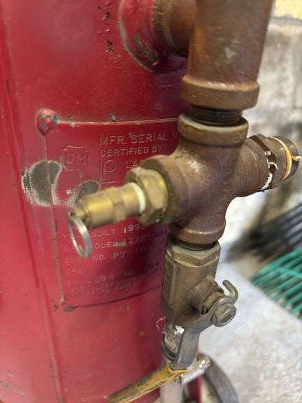 CYCLONE MFG PRESSURE SANDBLASTER