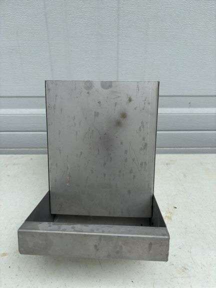 4 Stainless Steel Dog Feeders