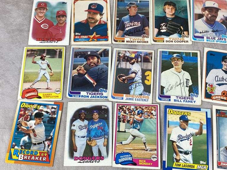 Topps Baseball Cards