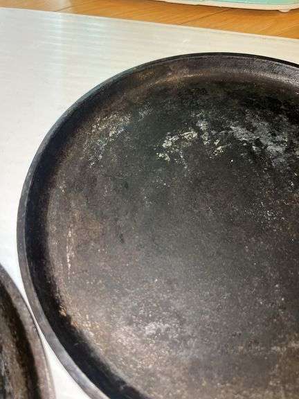 (2) 10” Lodge Cast Iron Skillets