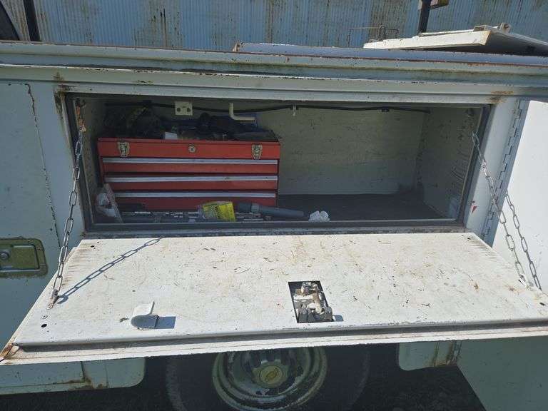 1999 Chevrolet 3500 mechanics truck
