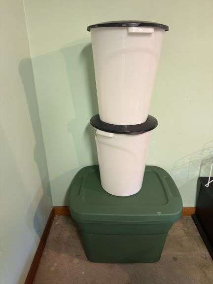 STORAGE TOTES AND 6 GAL STORAGE BINS