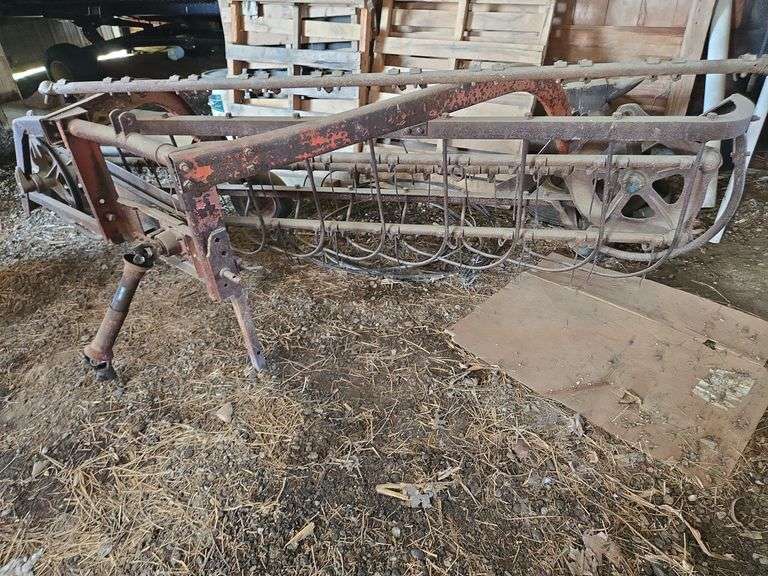 10' Rotary Hay Rake