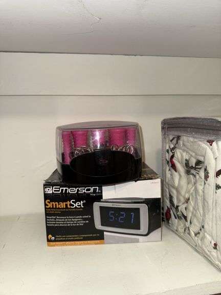 CONTENTS OF SHELVING PICTURED
