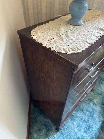 VINTAGE MATCHING DRESSER AND CHEST OF DRAWERS