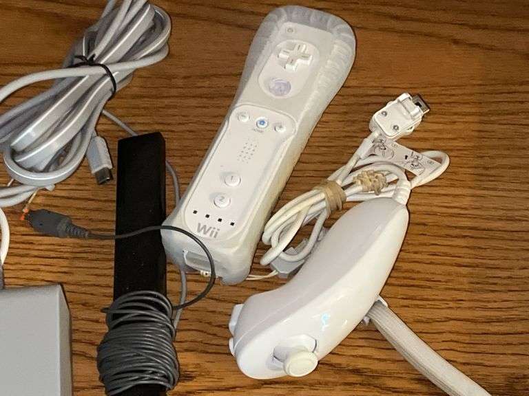 Nintendo Wii Games and Accessories
