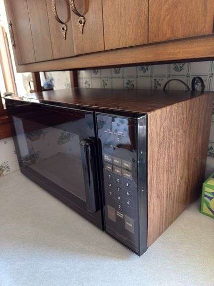 TAPPAN COUNTERTOP MICROWAVE *WORKS GREAT*