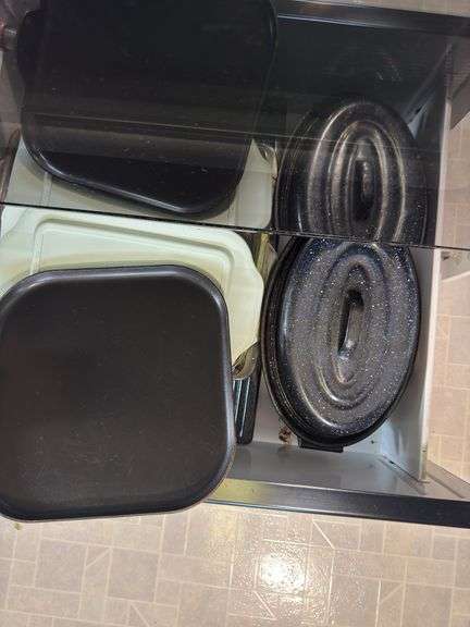 BAKING PANS, GRIDDLE, SMALL ROASTER
