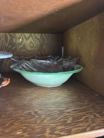 CASSEROLE DISH, SERVING BOWLS AND LIDS, LIBBEY ORCHARD BAKING DISHES AND BOWL
