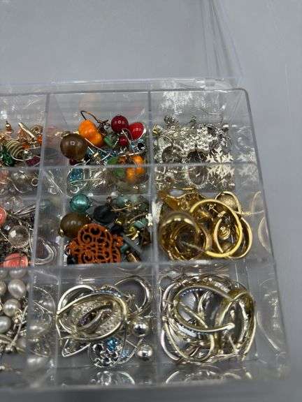 VARIETY OF EARRINGS, NECKLACES, AND PENDANTS