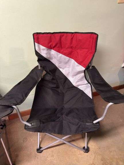 PAIR OF MATCHING CAMP CHAIRS