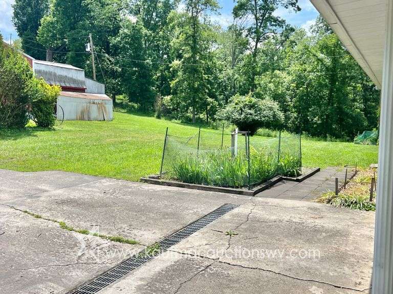 Marion County WV Home, Shop, Garage on 9+/- Acres