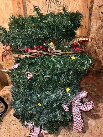 Assortment of Christmas Wreaths