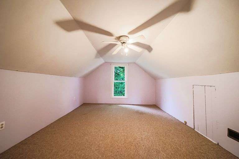 3 Acres w/ Home