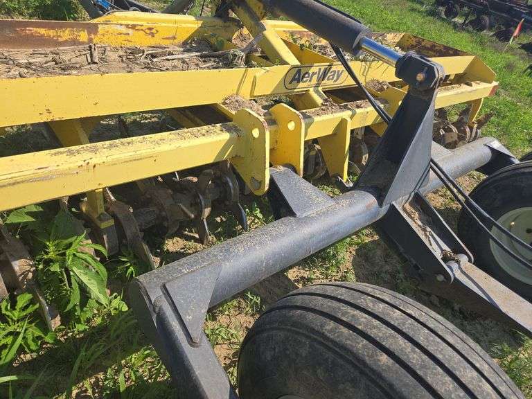 CCT 15' AerWay vertical tillage