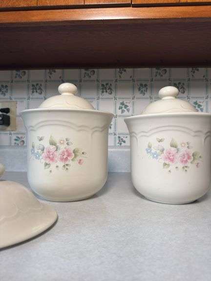 PFALTZGRAFF CANISTER SET, SALT AND PEPPER SHAKER