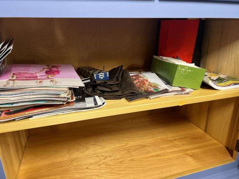 Contents of Bottom Shelf, Magazines