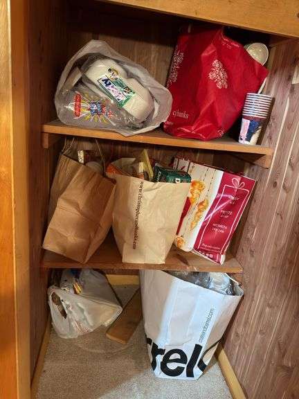 ASSORTMENT OF PAPER PRODUCTS, PLATES, CUPS, NAPKINS, PLASTICWARE