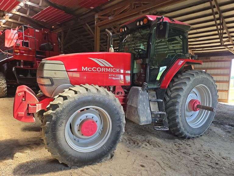 McCormick XTX 215 cab tractor