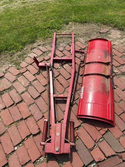 WHEEL HORSE 16” x 56” PLOW BLADE SETUP
