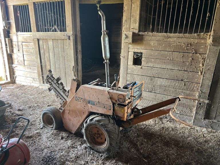 Case Davis Trimline 120 Trencher