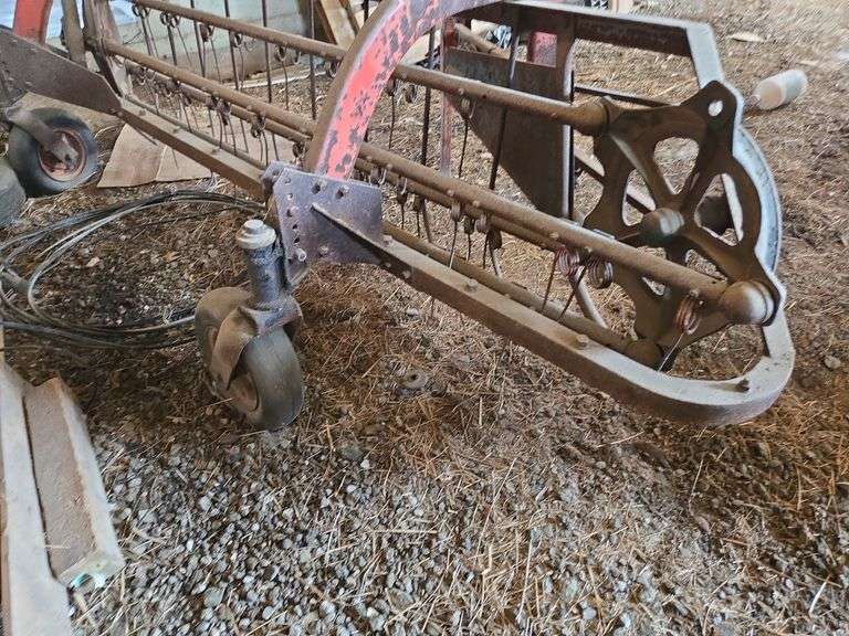10' Rotary Hay Rake