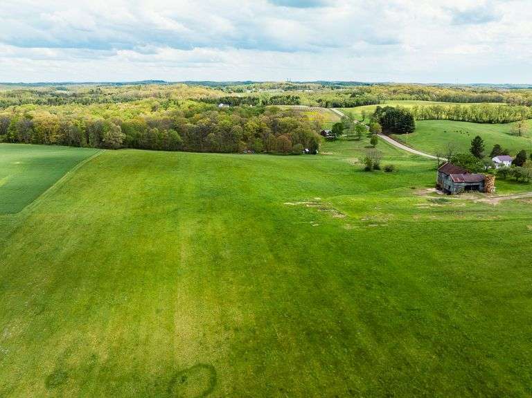 5.8 Acres, 60 ft frontage, Building Site